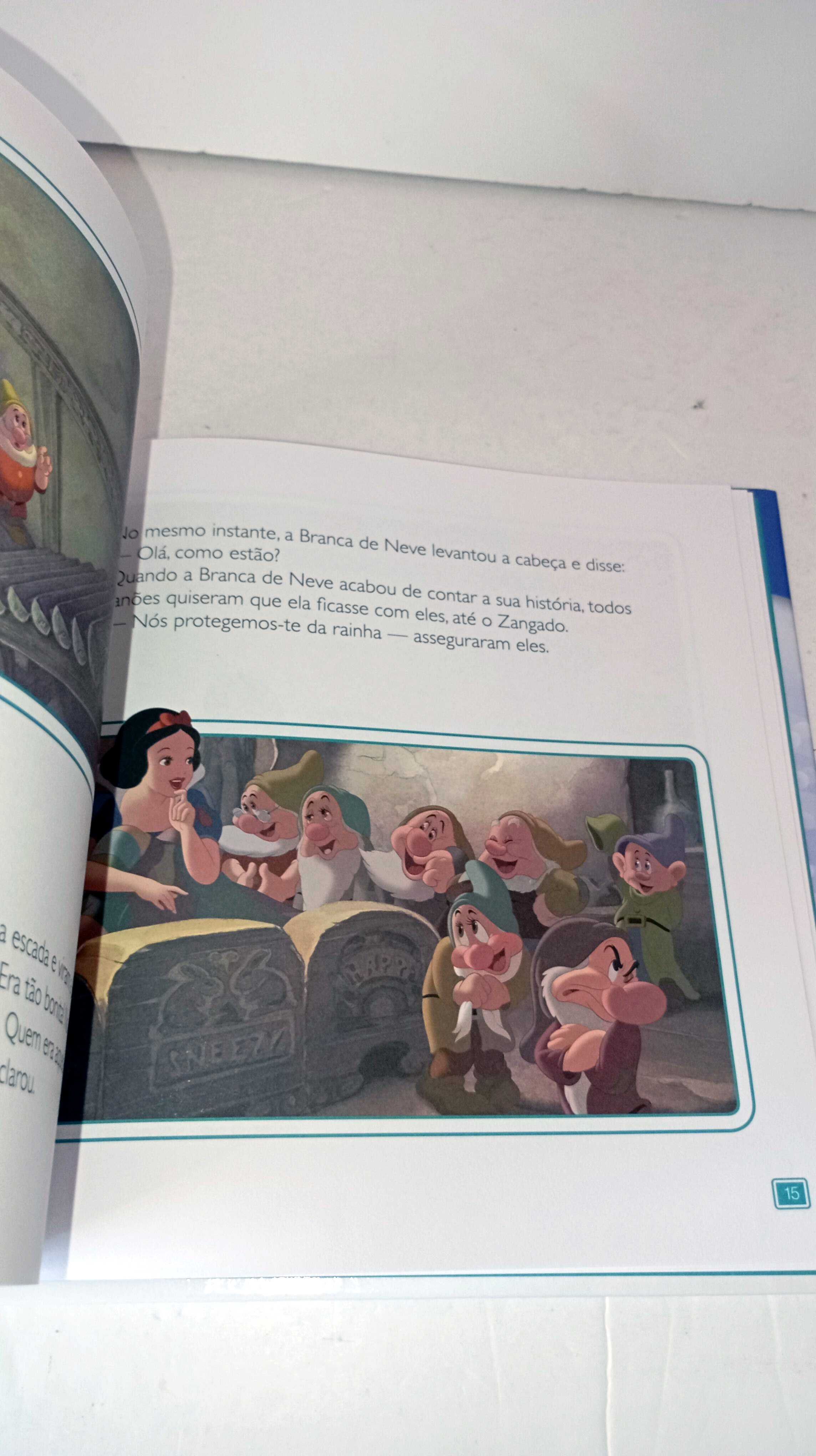 Branca de Neve e os sete Anões - Conto Solidário