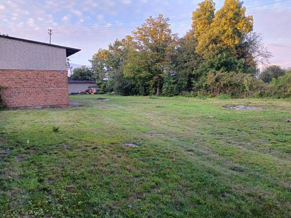 Sprzedam dom z działką 1600m2 do remontu, z dużym potencjałem