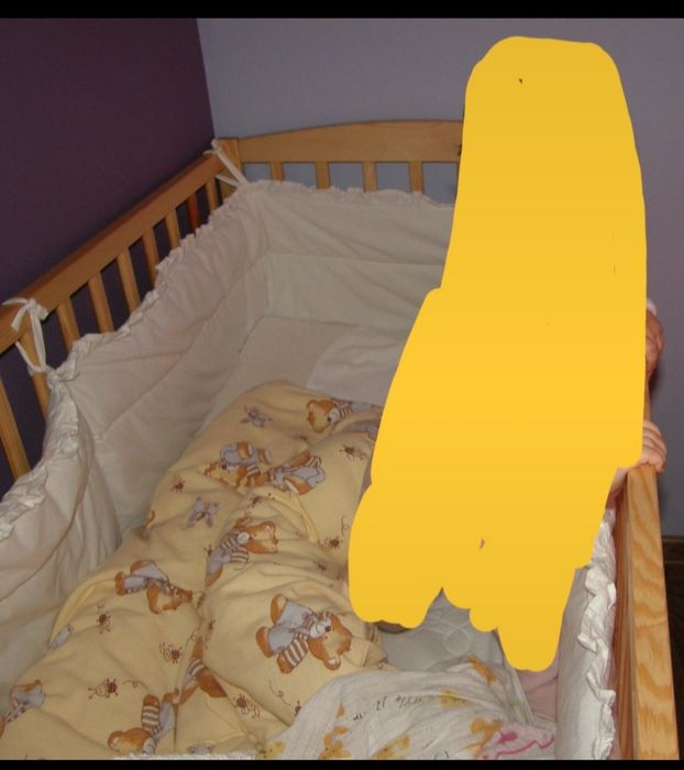 Łóżeczko dziecięce, kołderka, kocyki