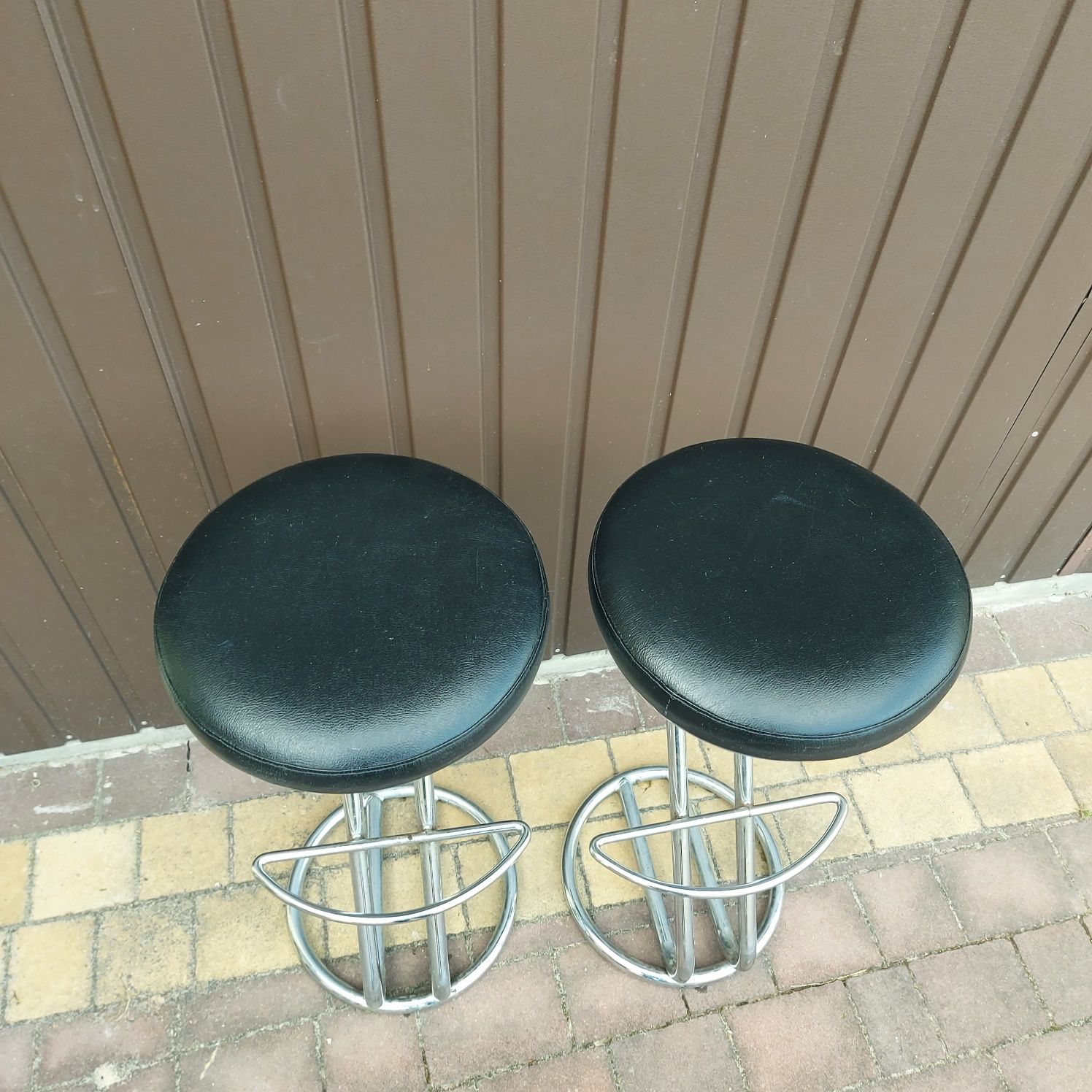 Krzesła barowe do kuchni