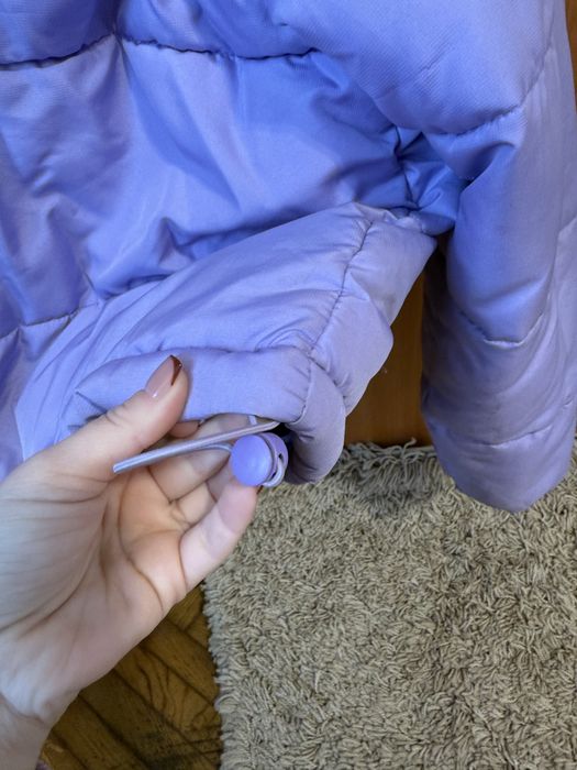 Продам курточку осіню