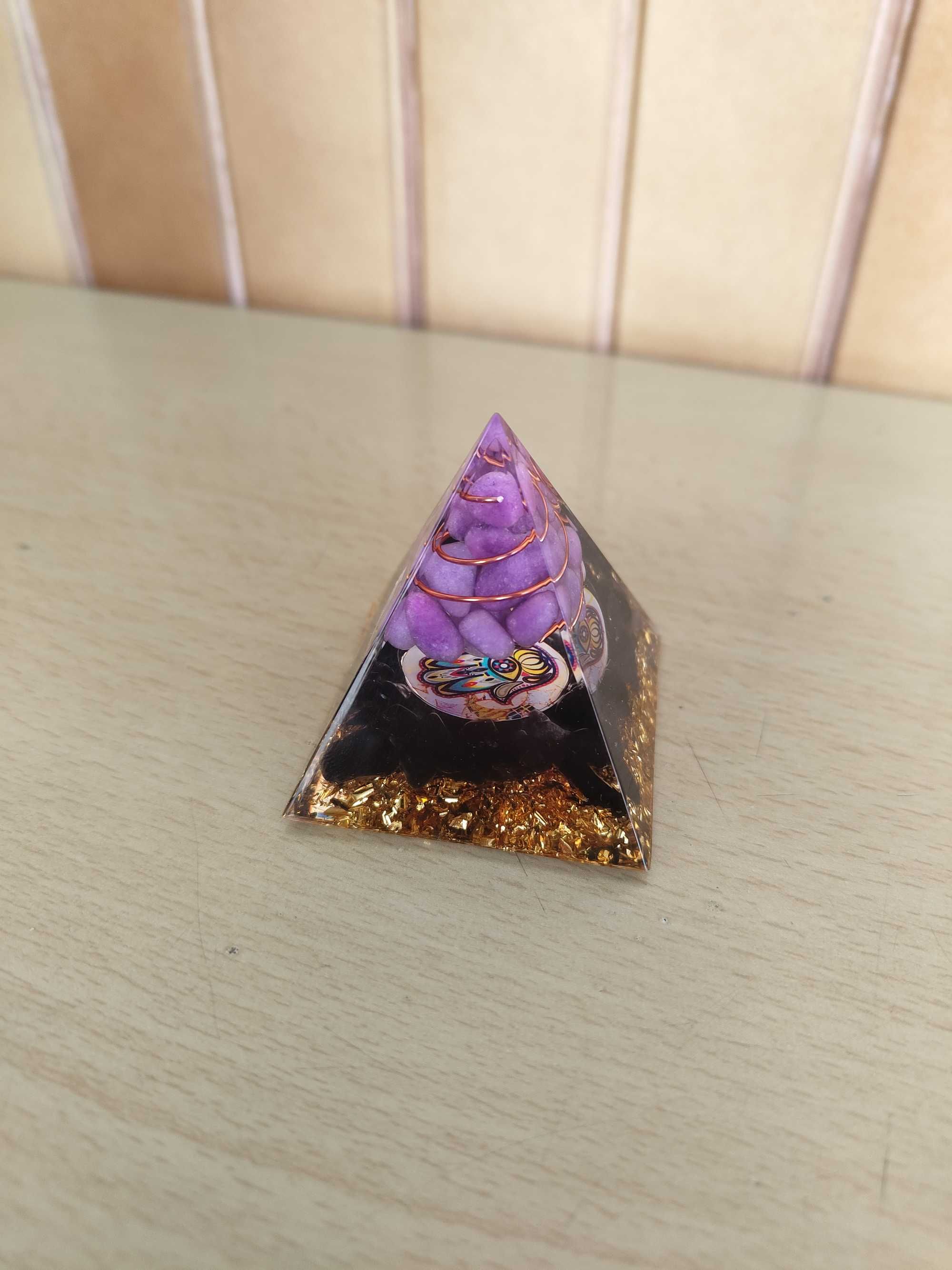 Pedra Pirâmide Cristal de Energia Reiki Chakra