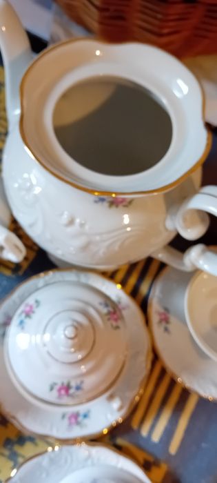 Serwis kawowy złocony Wałbrzych vintage