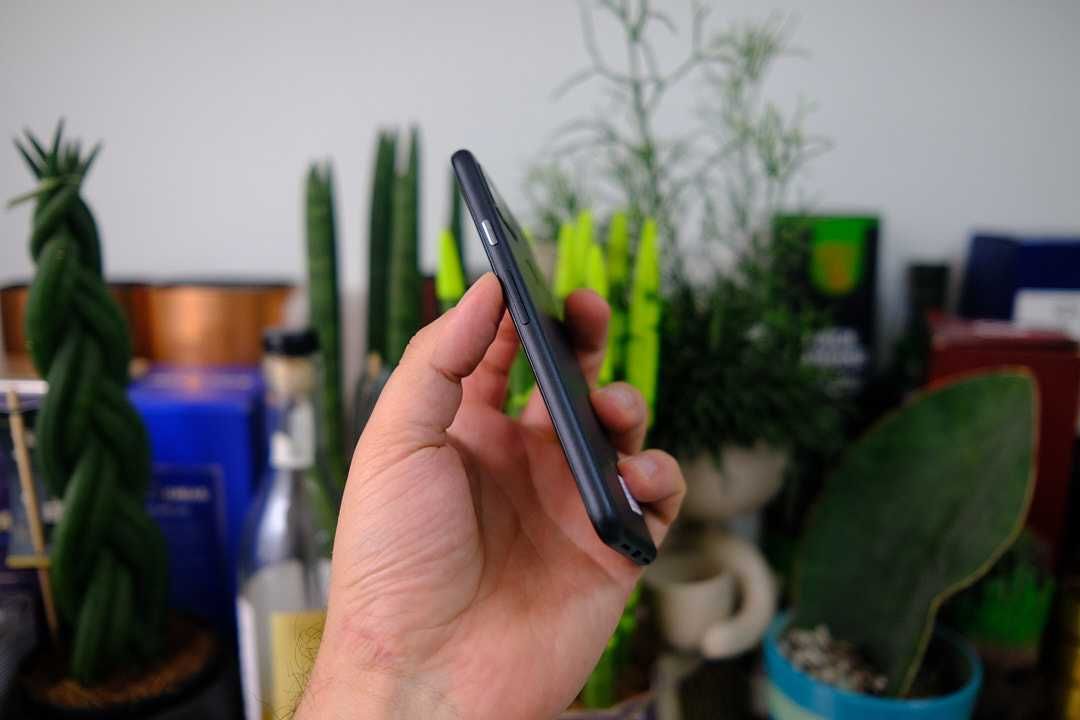 Google Pixel 5 8/128GB Just Black Neverlock Без вигорань