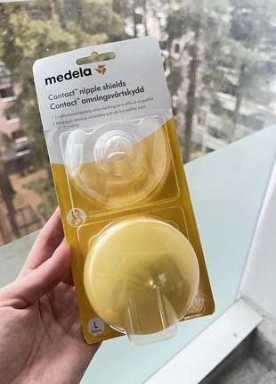 Накладки на соски Medela. Розмір -М. Накладки для годування