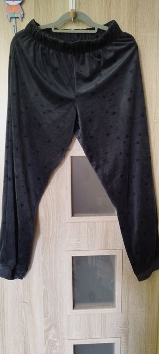 Dres welurowy damski