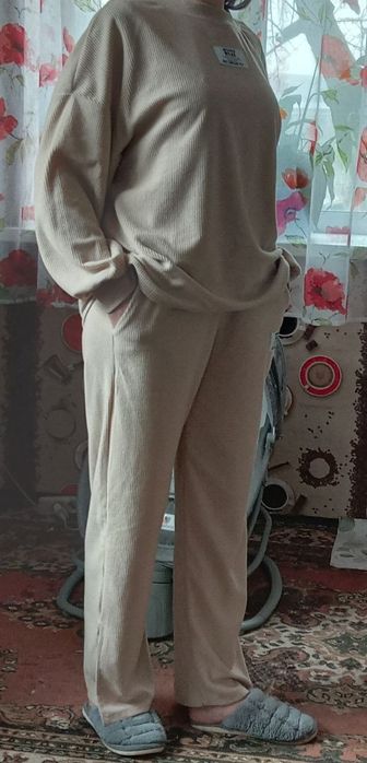 Продам костюм оверсайс