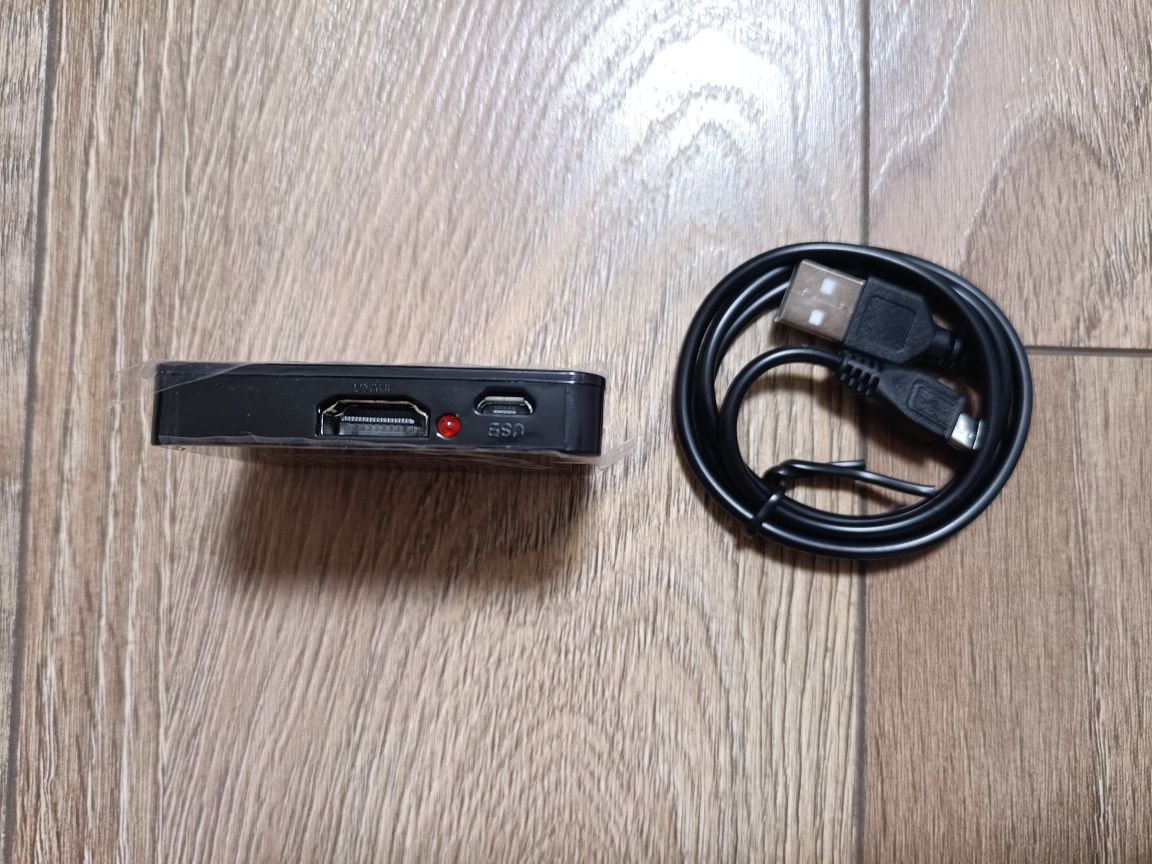 Активний HDMI сплітер
