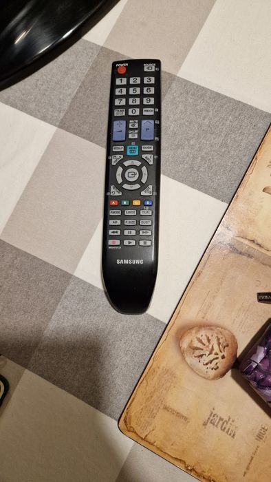 Telewizor Samsung LE32C450 32", bardzo dobry stan HD HDMI