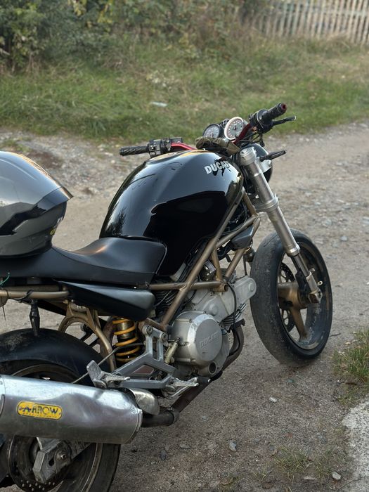 Ducati Monster 600