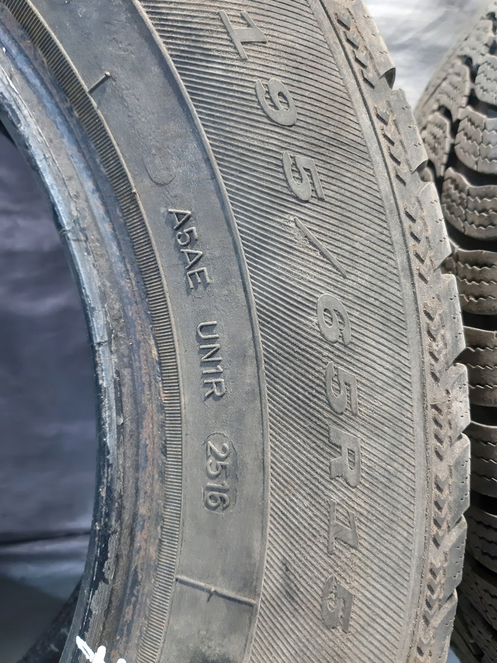 Opony Zimowe 2x Dębica Frigo 2/195/65 R15/91t