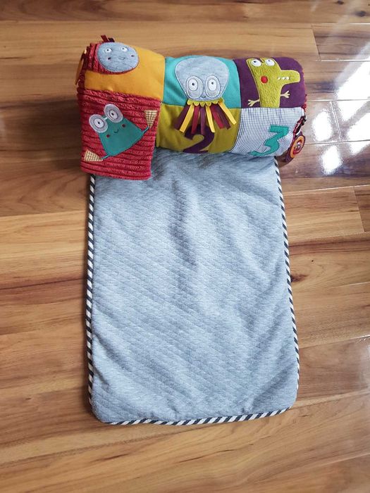 Wałek sensoryczny do raczkowania z matą edukacyjną Tummy Time Roll