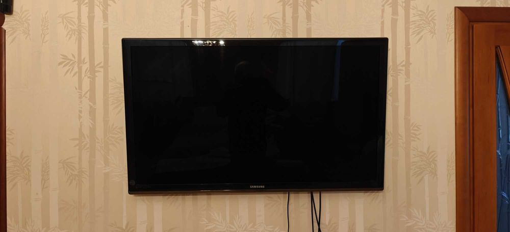 Телевізор 46" Samsung UE46C7000 в ідеальному стані