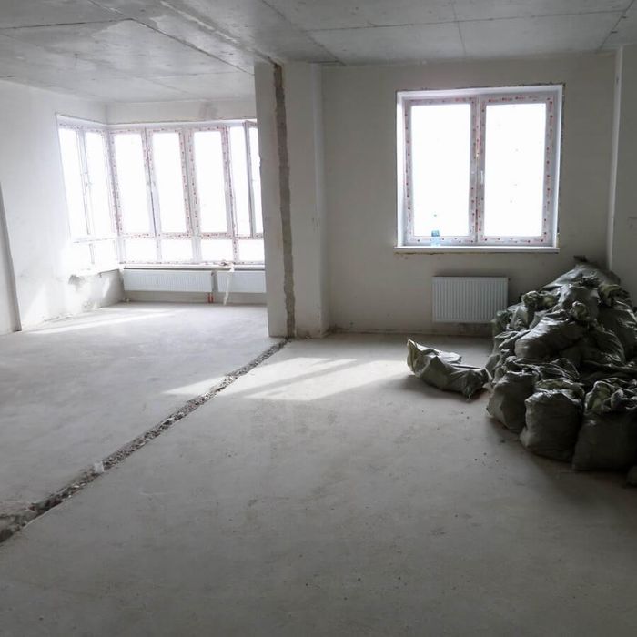 Wyburzenia, rozbiórki, skuwanie, demontaż.