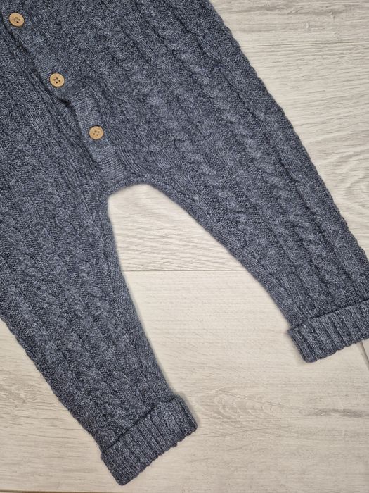 Комплект в'язаний чоловічок та шапочка  (Унісекс)