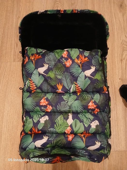 Śpiworek ocieplany do wózka nosidła gondoli na sanki