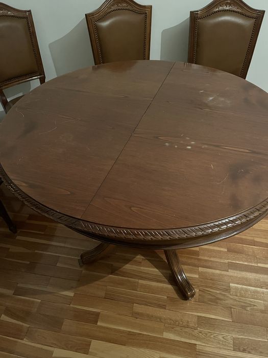 Mesa redonda extensível