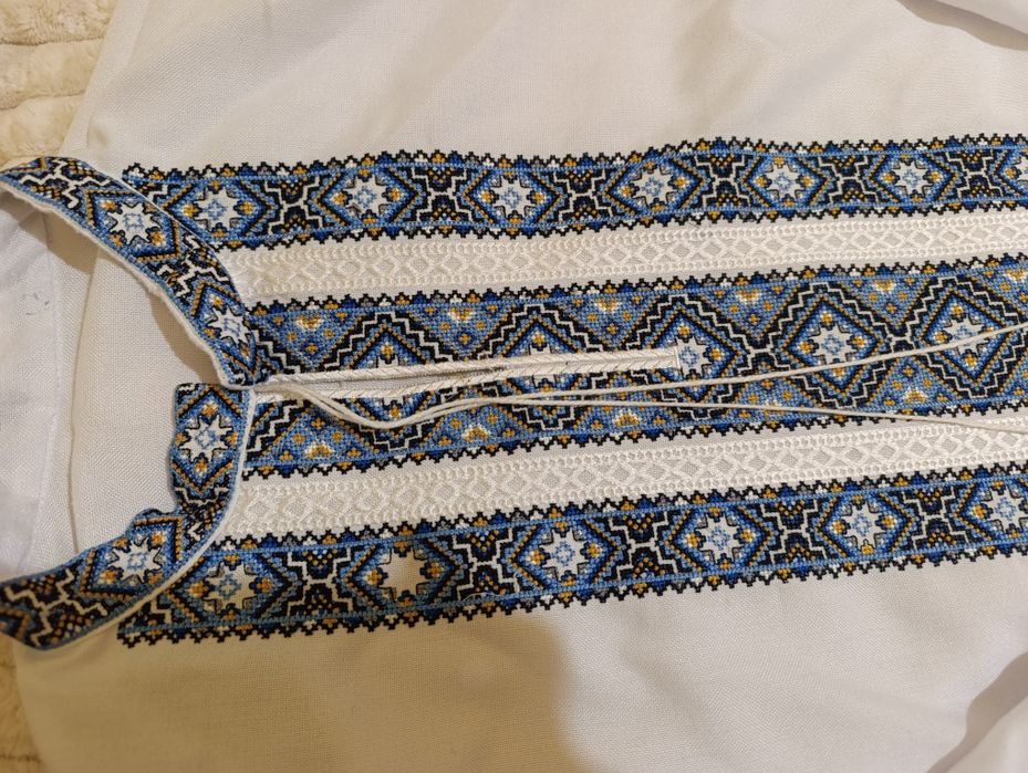 Вишита сорочка чоловіча 43 розмір.вишиванка.