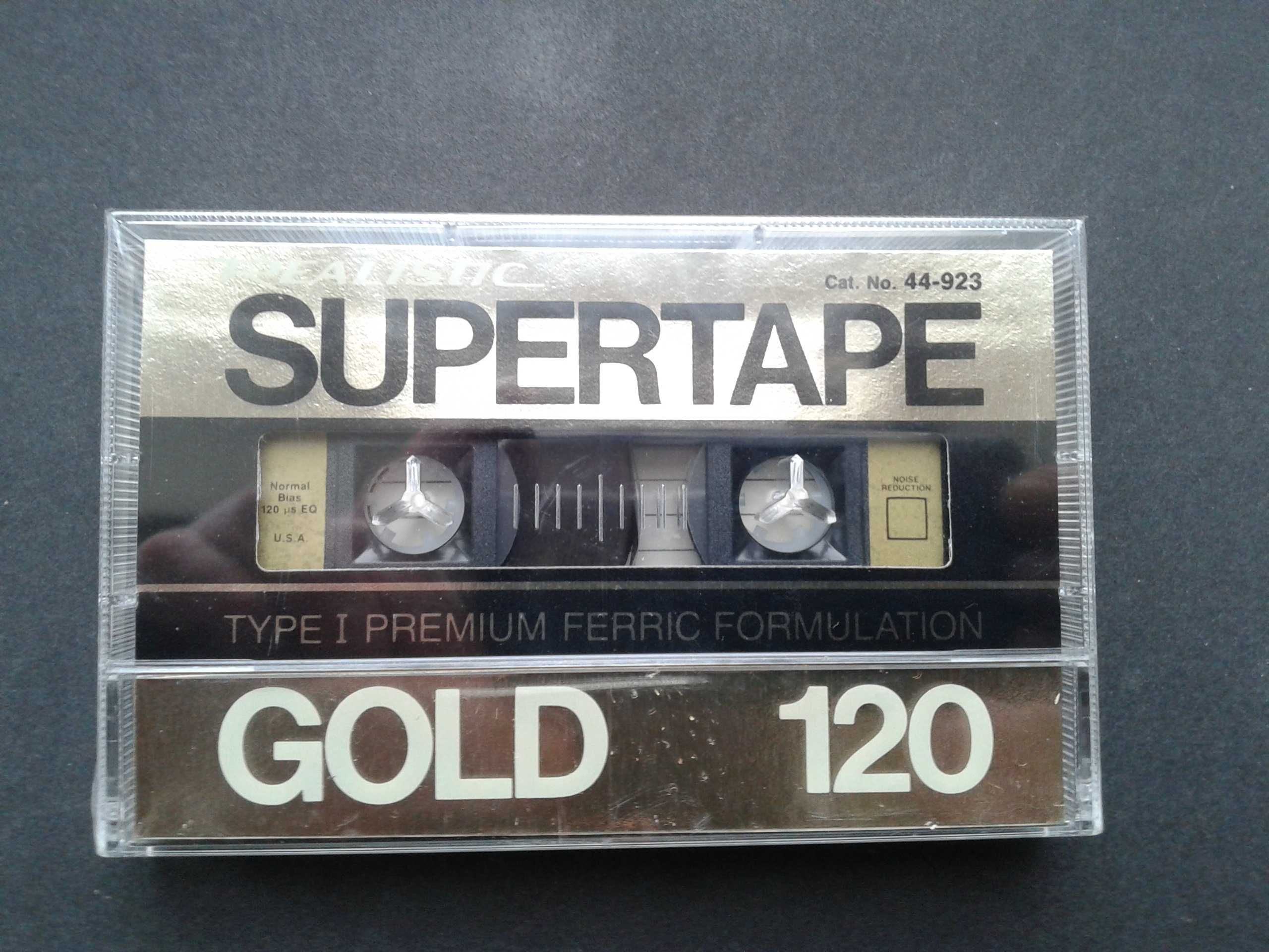 Аудиокассеты Realistiic Supertape