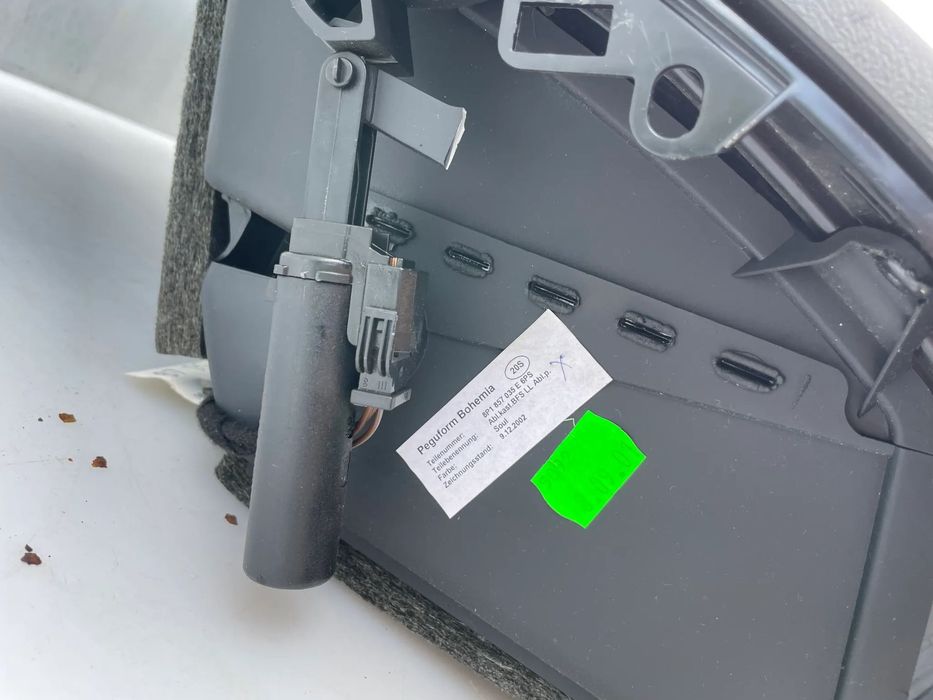 Schowek pasażera Audi A3 8P 8P1857035