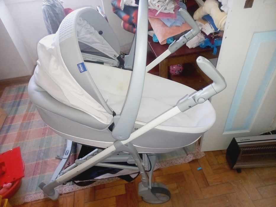 Carrinho da Chicco com Alcofa