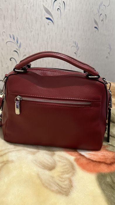 Сумка кожаная