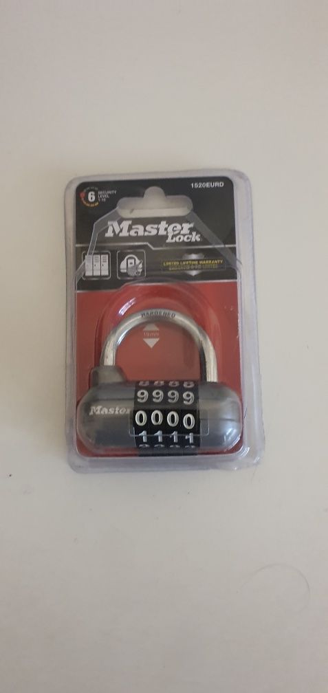 Masterlock Combination Padlock kłódka szyfrowa