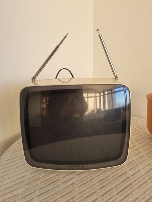 TV Vintage Grunding