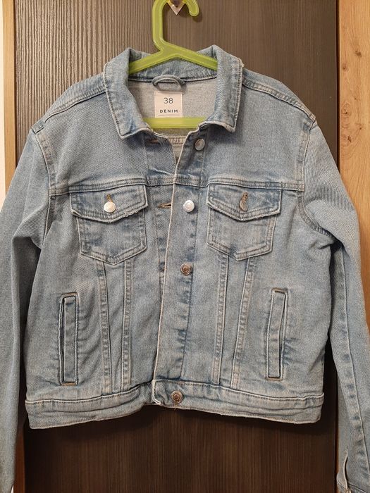 Kurtka jeansowa, katana jeansowa Sinsay, rozm. 38