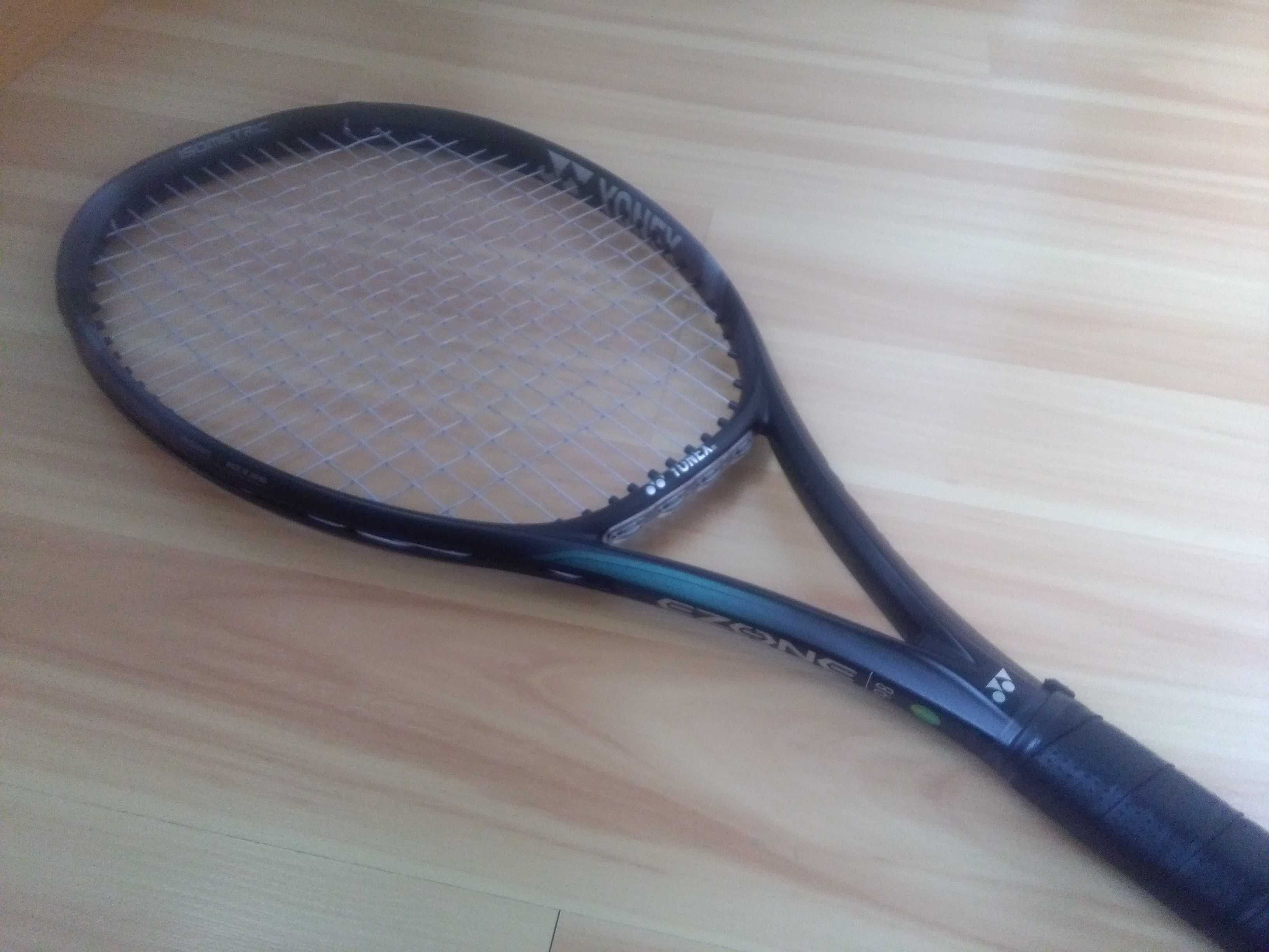 Yonex Ezone 98 aquanight black