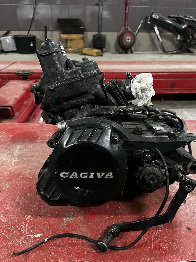 silnik cagiva mito 127 7biegow