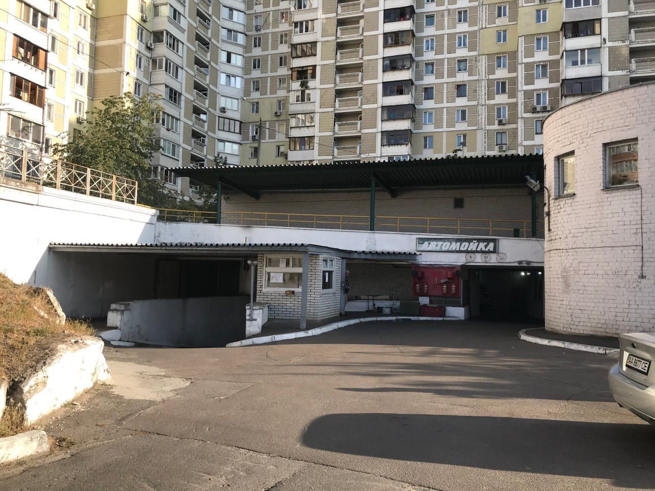 Продам 2к квартиру. Срібнокільська 20. Осокорки. Позняки. Срочно.