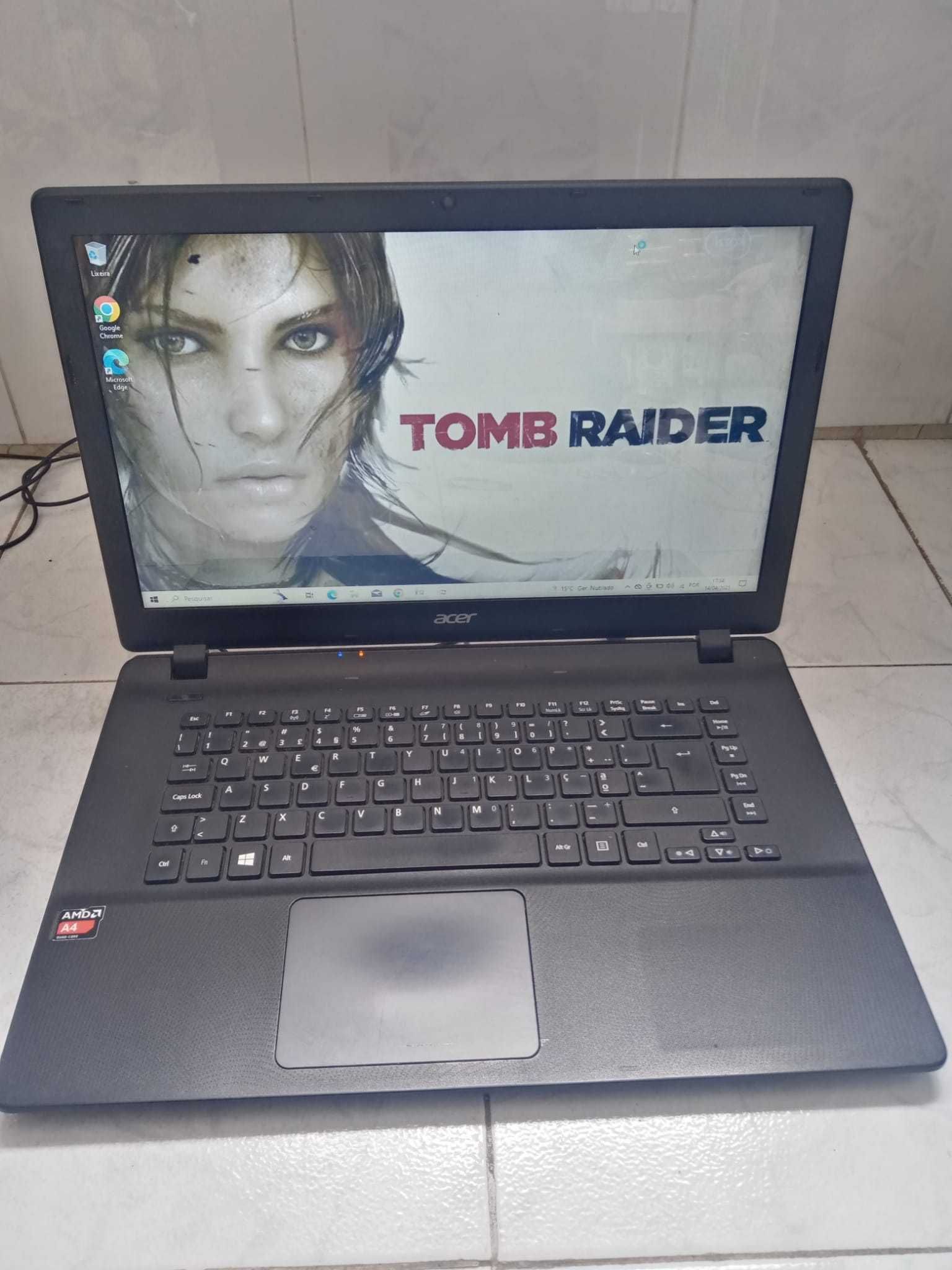 Portátil Acer Aspire AMD A4