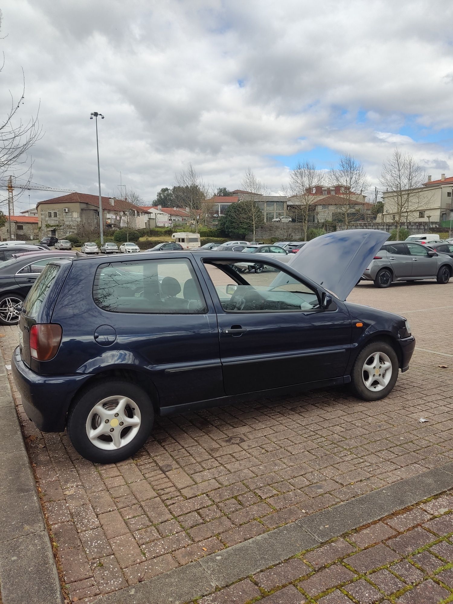 VW Pólo 1.0 Gasolina