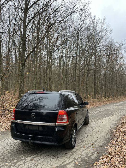 Продам Opel zafira b рестайлинг торг