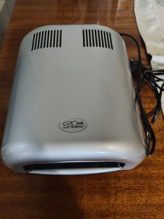 Vendo catalisador UV unhas