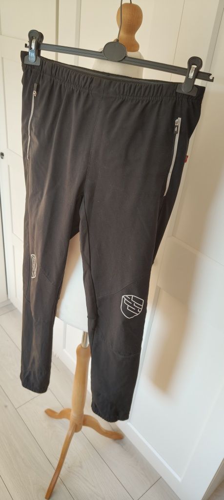 Spodnie damskie dresowe sportowe Czarne Heldre InsideOut rozmiar M