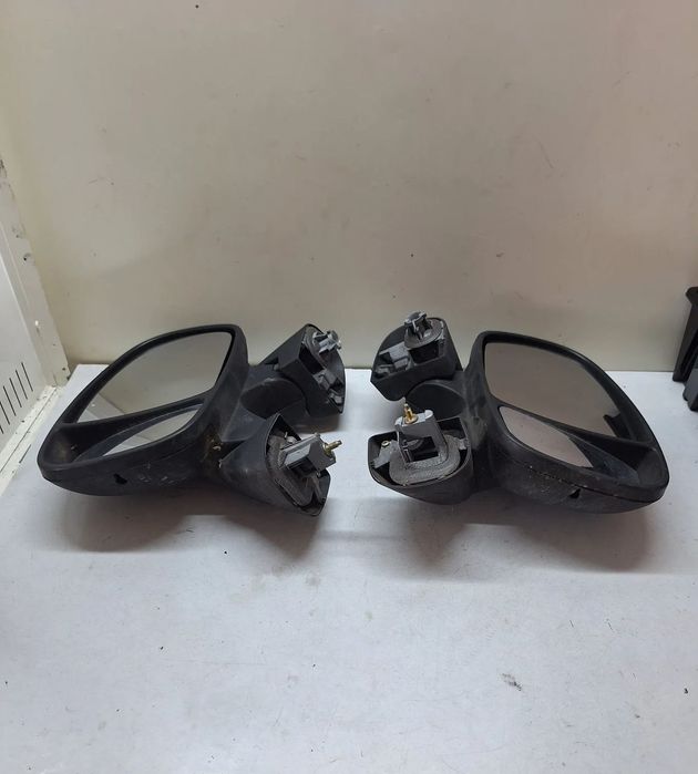 LUSTERKO LEWE PRAWE MANUALNE OPEL VIVARO 01-14r EUR