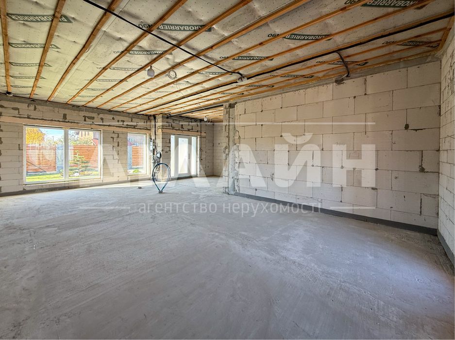 Новий казковий будиночок в гарному районі