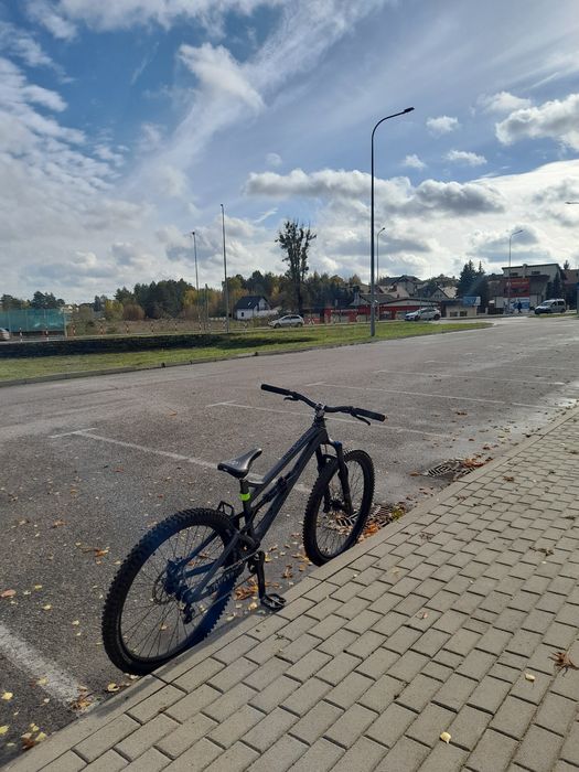 Dartmoor blackbird intro 2024 (jibber,slopenduro,enduro,trail)