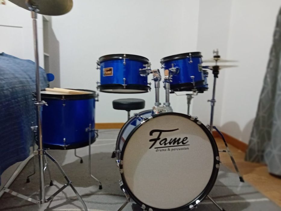 Bateria acústica Fame