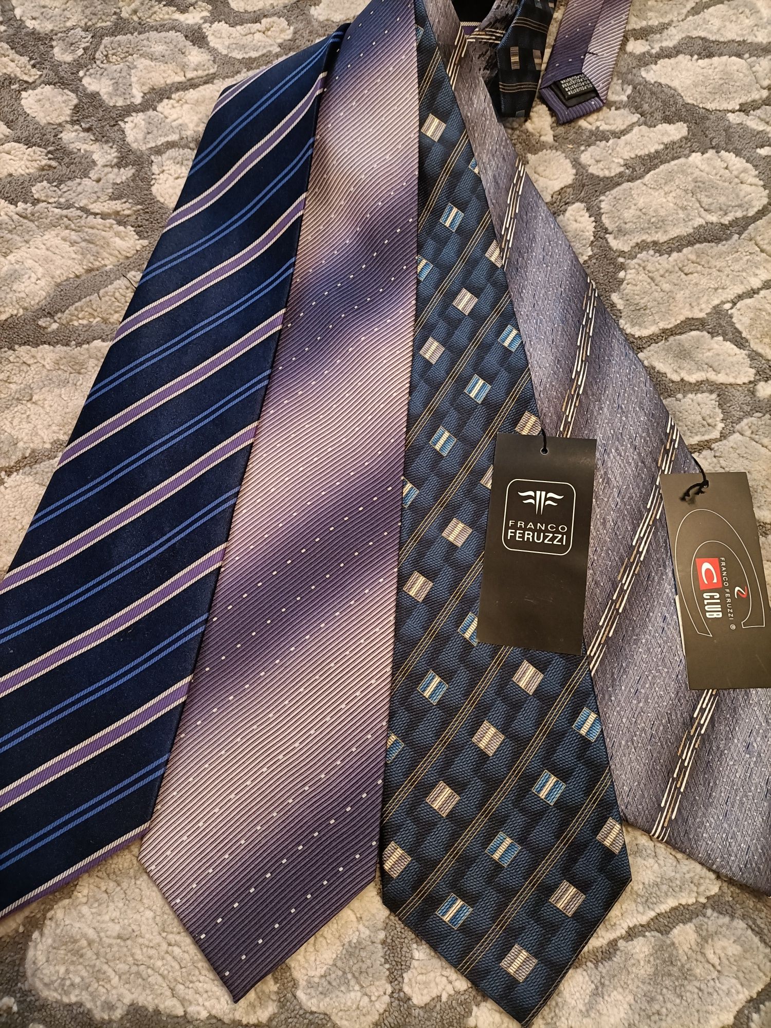 4 krawaty za 15zł