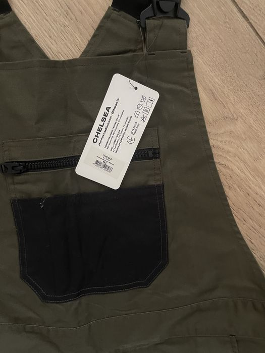 Продам робочий напівкомбінезон новий