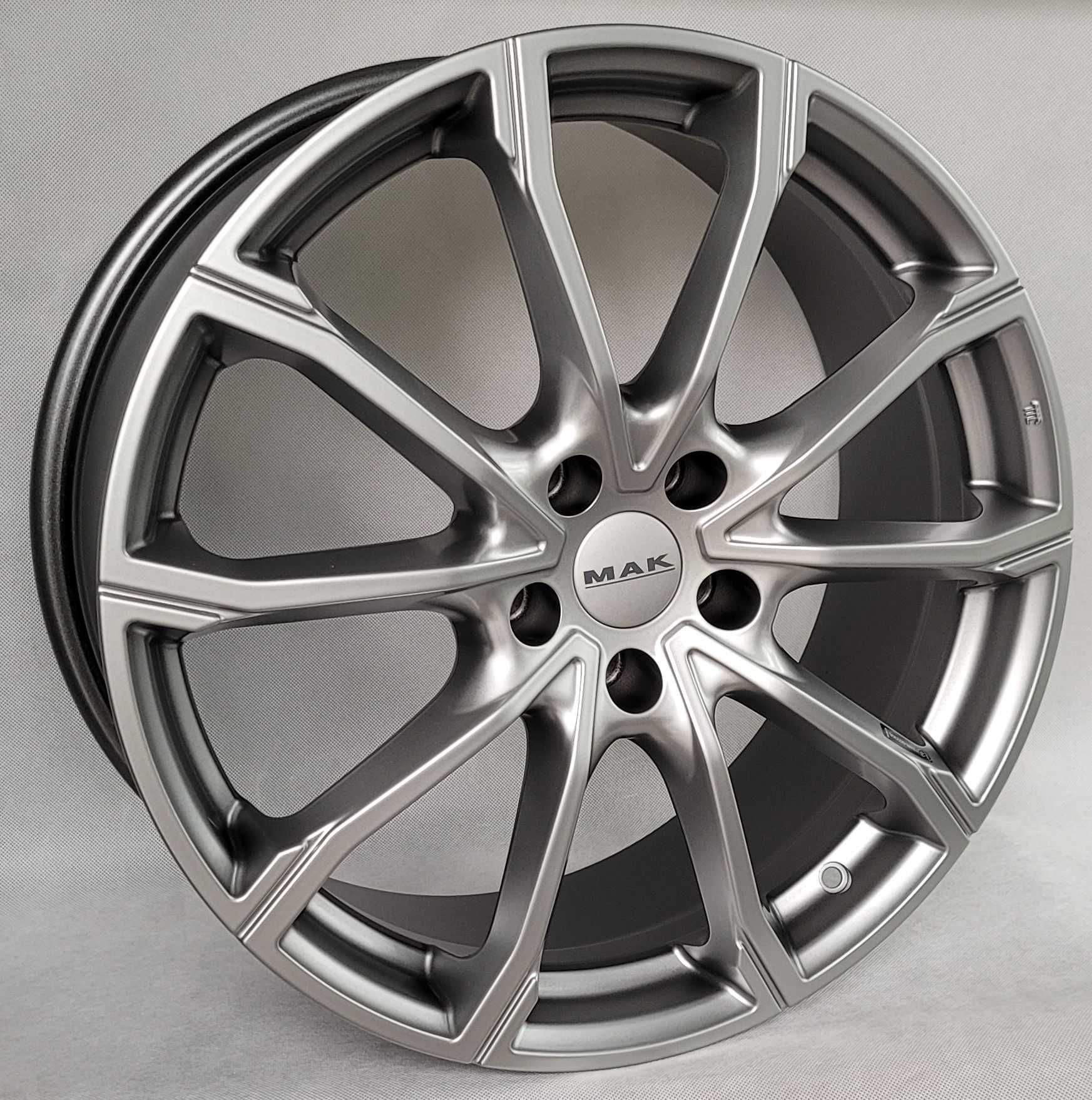 MAK Felgi 19 5x110 Alfa 159 Giulia Stelvio Tonale Jeep Compass Cheroke