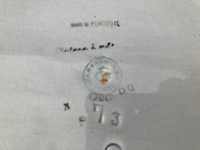 Travessa muito antiga de serviço de jantar de louça do Carvalhinho