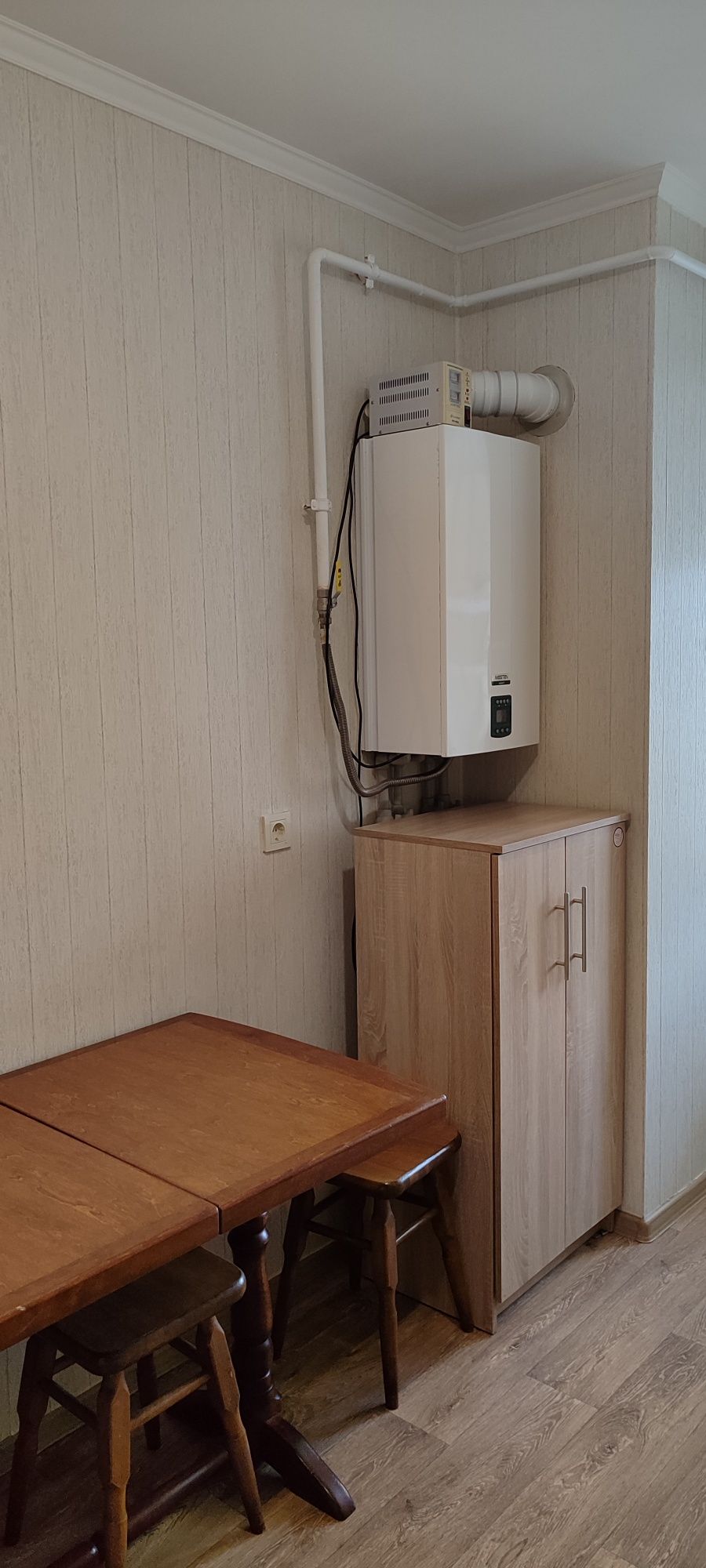 Продам однокімнатну квартиру з автономним газовим опаленням центрі Виш