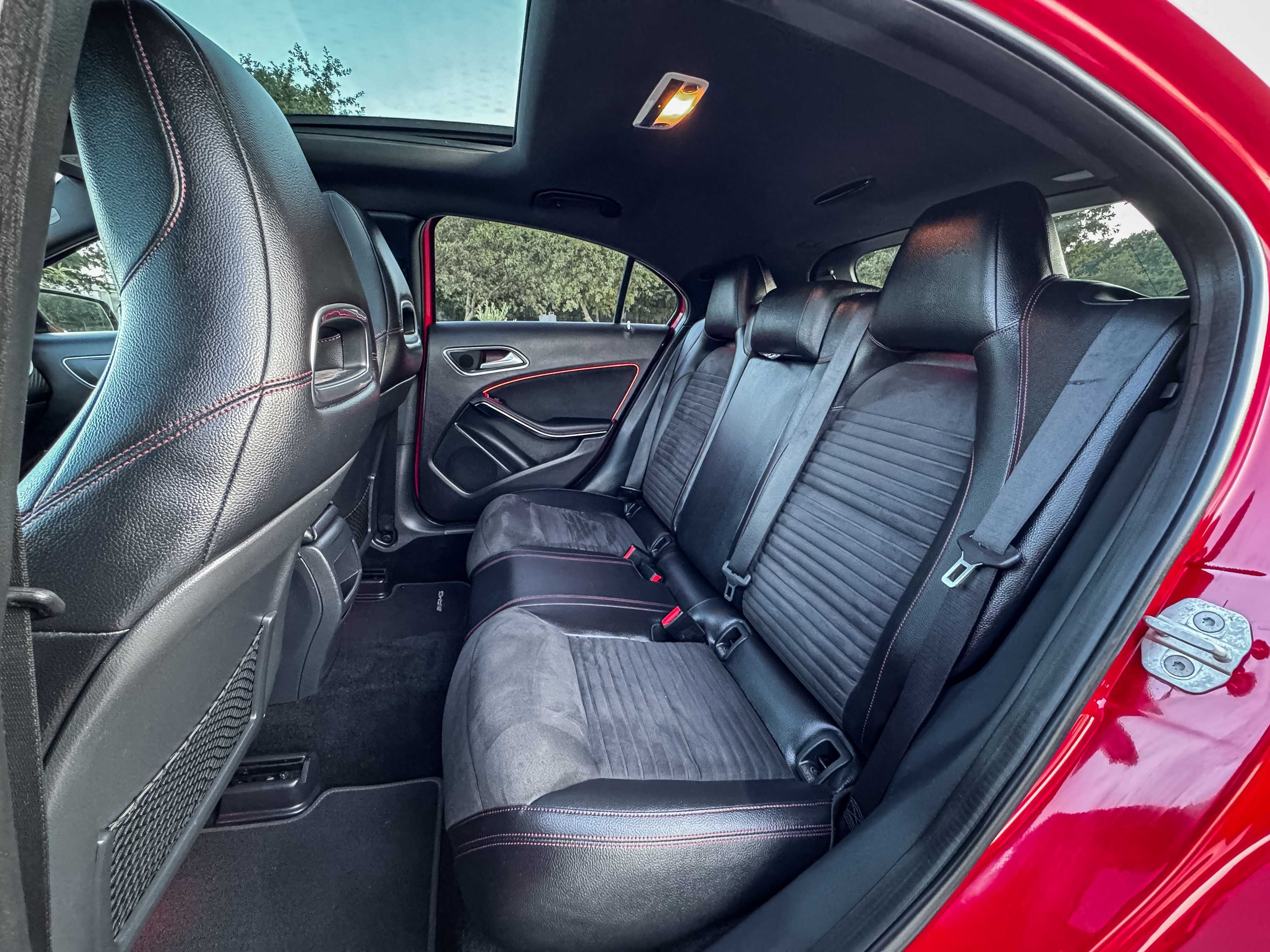 Mercedes-Benz A200 AMG-Line Look A45 - Trato de financiamento
