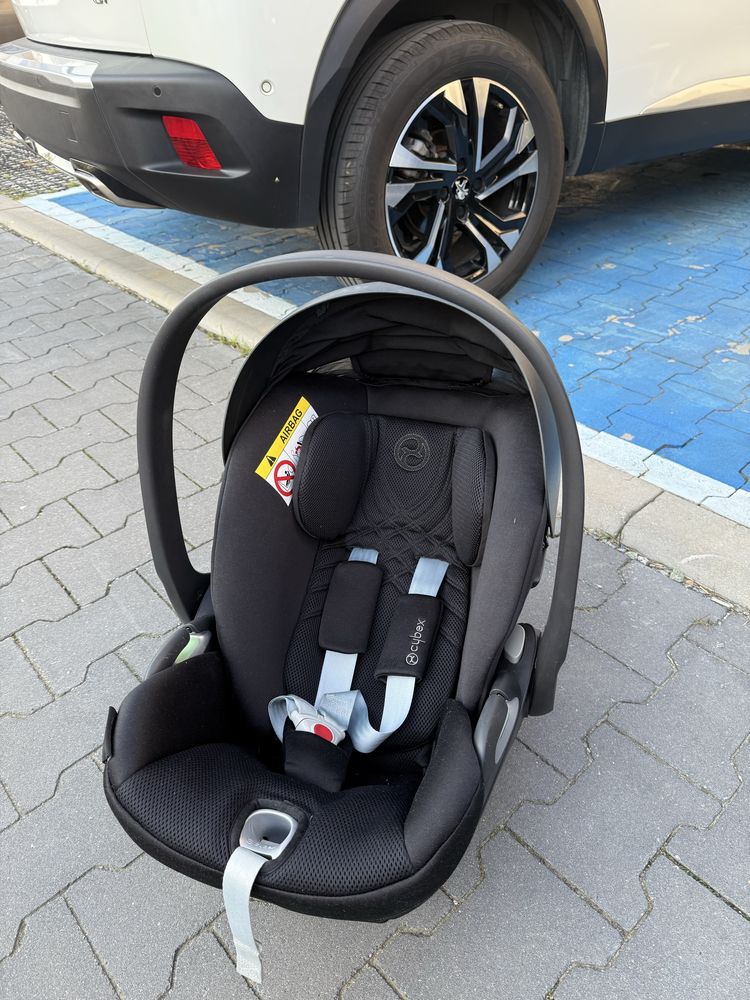 Cybex Cloud T I-Size z bazą