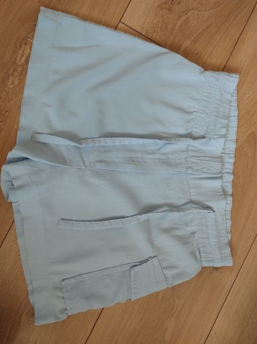 Krótkie spodenki r. 38, Erdensan
