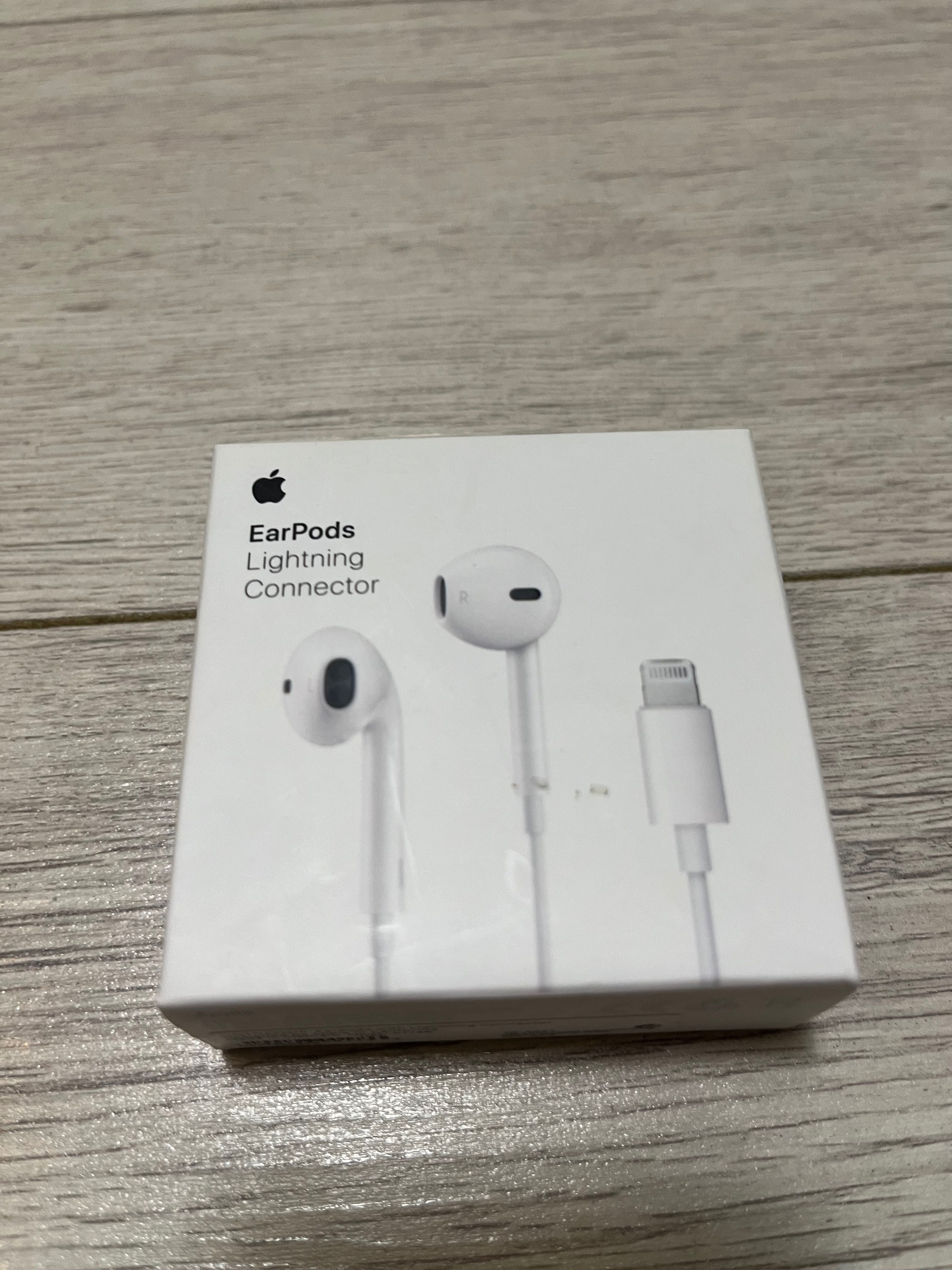 EarPods Apple ze złączem słuchawkowym Lightning